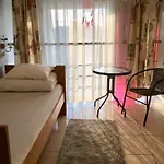 Harbour Hub Hostel
