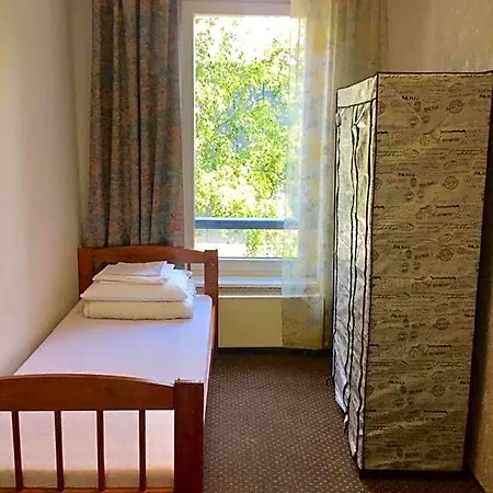 Harbour Hub Hostel *