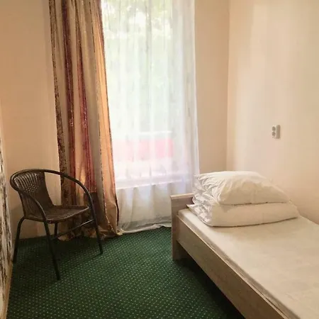 אכסניה Harbour Hub *